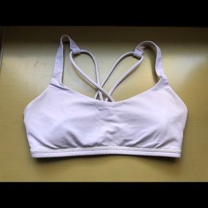 Lululemon ‘free to be’ sports bra